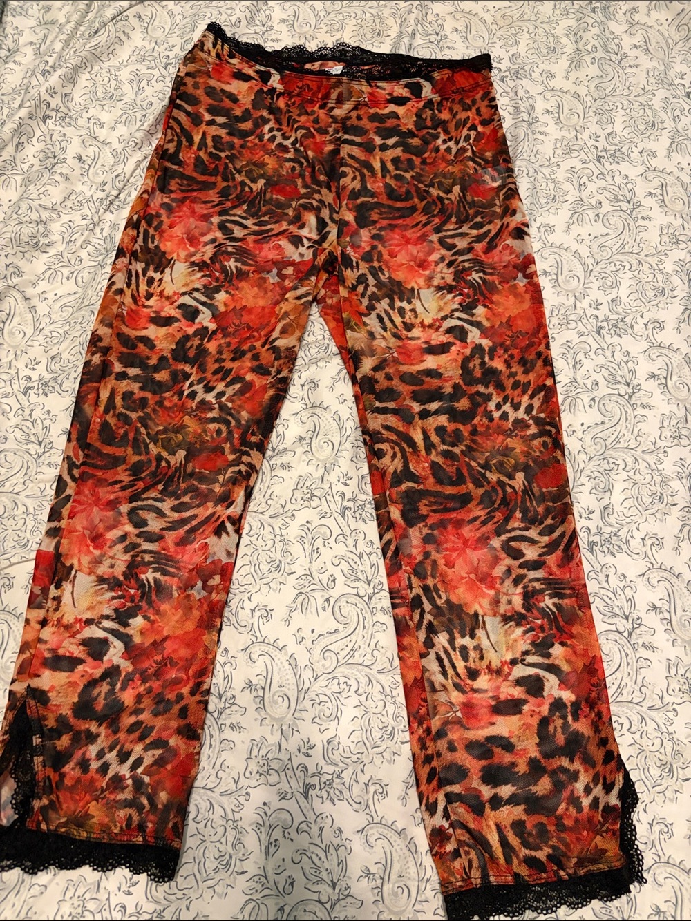 Fashion Nova Women's Red & Brown Floral Leopard Skinny Jeans